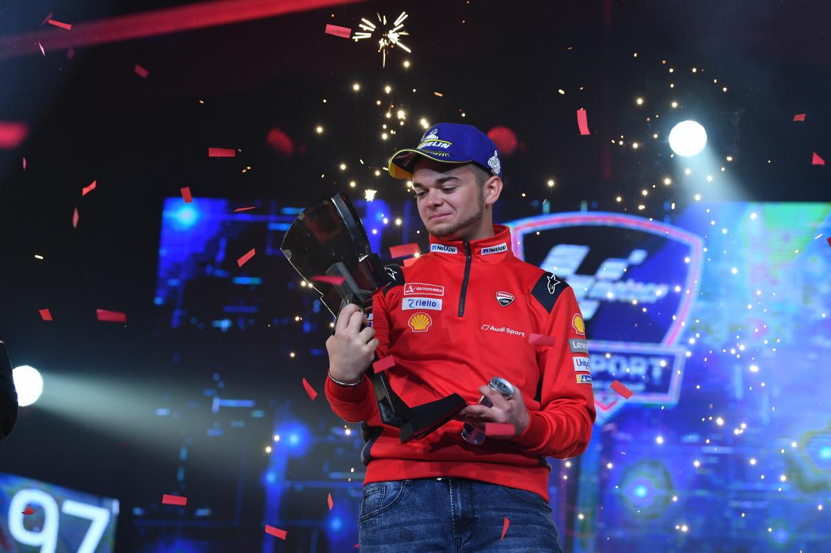 AndrewZh se ha coronado campeón del mundo de MotoGP\' eSport 2019.