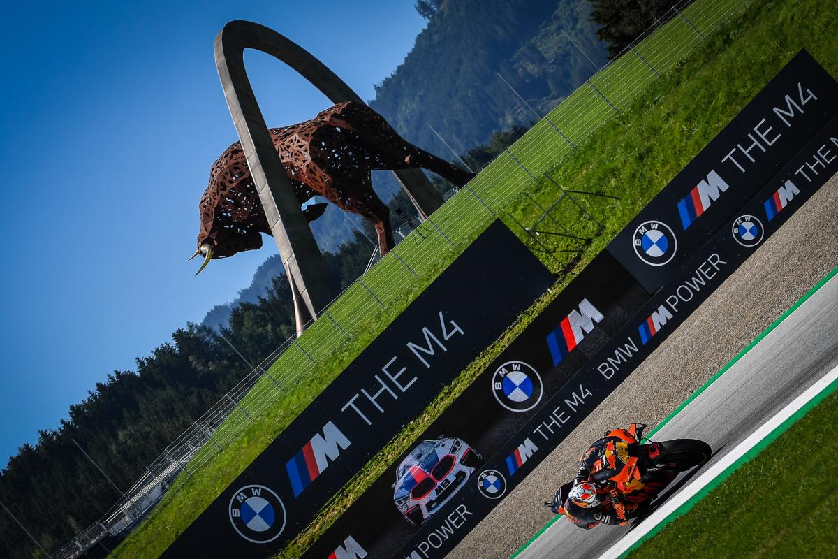Pol Espargaró y KTM logran la primera pole en Steiermark.
