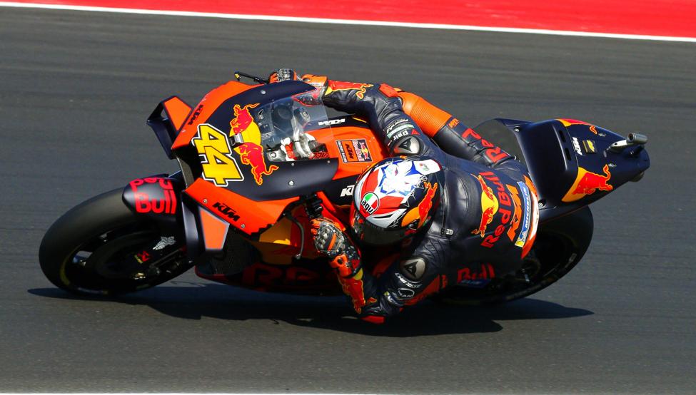 Pol Espargaró se sorprende día a día con KTM.