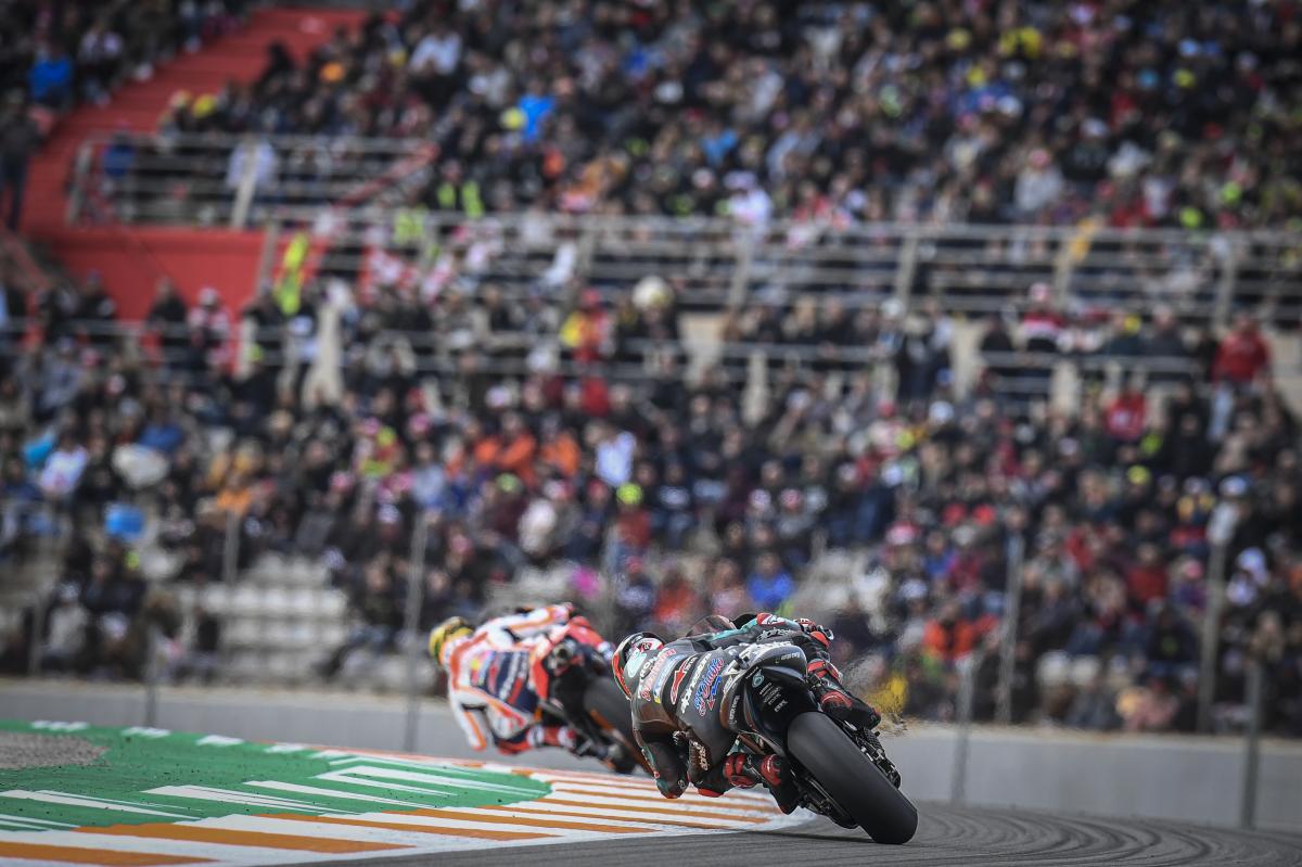 El GP de Valencia intenta acercar a los aficionados a las gradas.