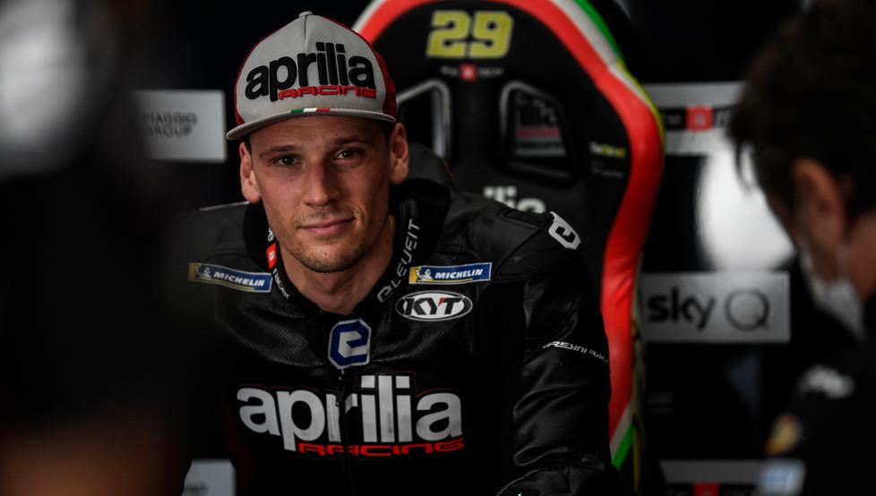 Savadori reemplaza a Smith en Aprilia hasta el final