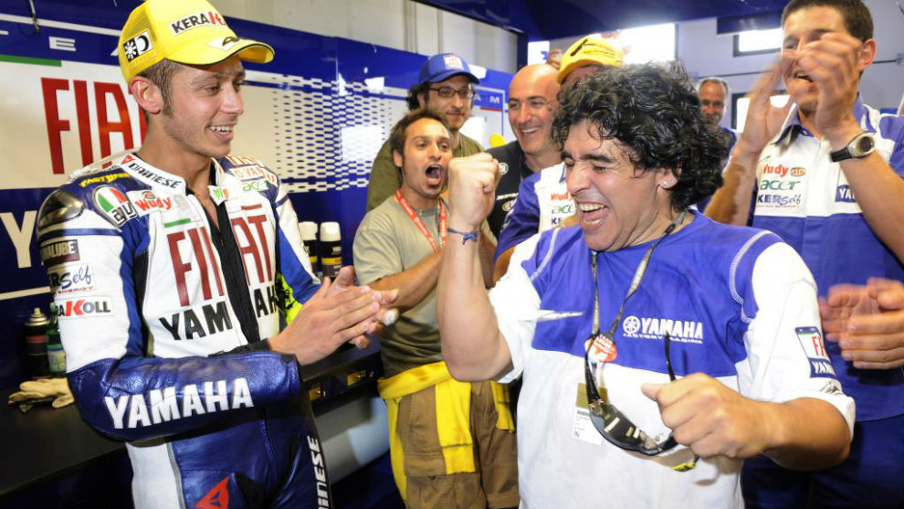 Marc Márquez anuncia su casco para 2021 entre dudas sobre su tercera operación .
