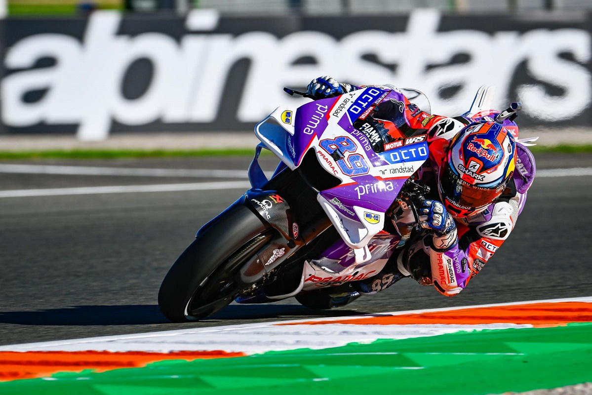 GP Valencia 2022 MotoGP Pole Bagnaia sufre el dominio de Martinator La pole position...