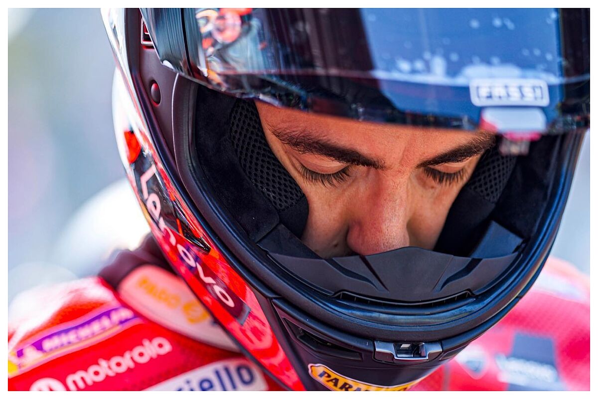 Bagnaia, con una fractura en el tobillo derecho