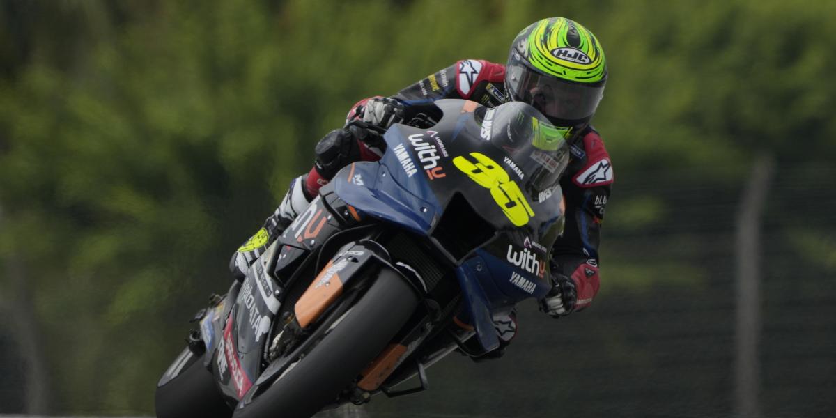 Cal Crutchlow prueba un prototipo de la Yamaha 2024 en Motegi para acelerar el...