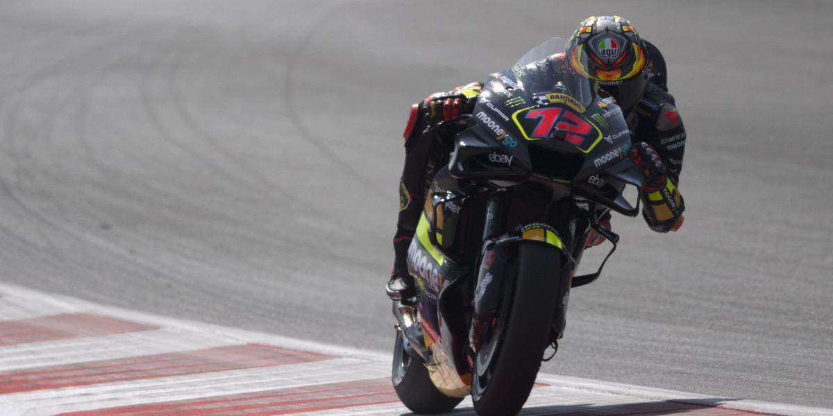 Besecki lidera, Marc Márquez sorprende.