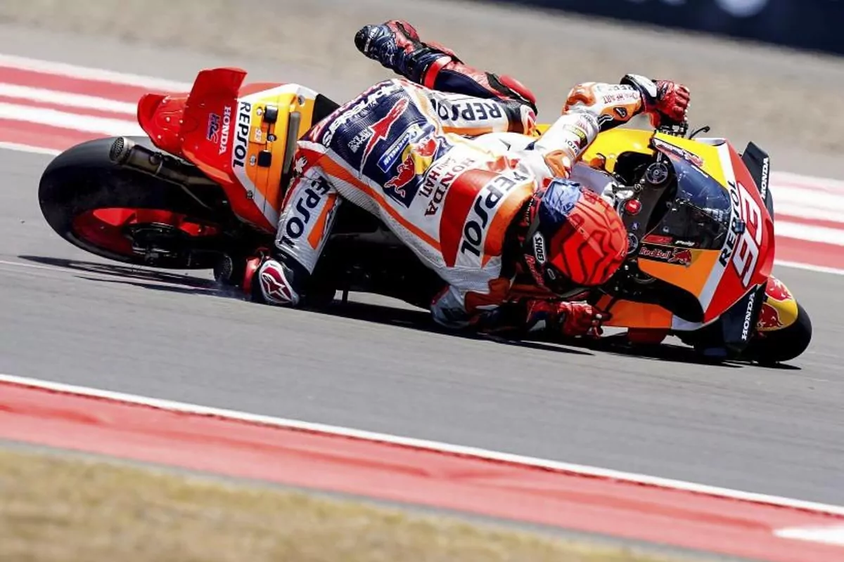 Marc Márquez bate el récord de caídas .