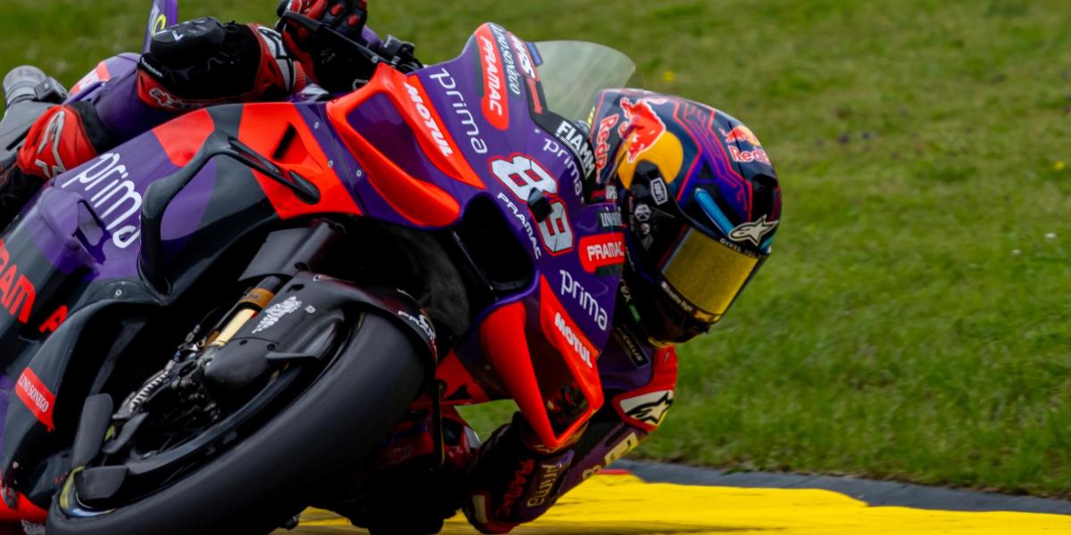 SILVERSTONE: Martin de nuevo en cabeza en MotoGP, Marc Márquez se cae por 14ª...