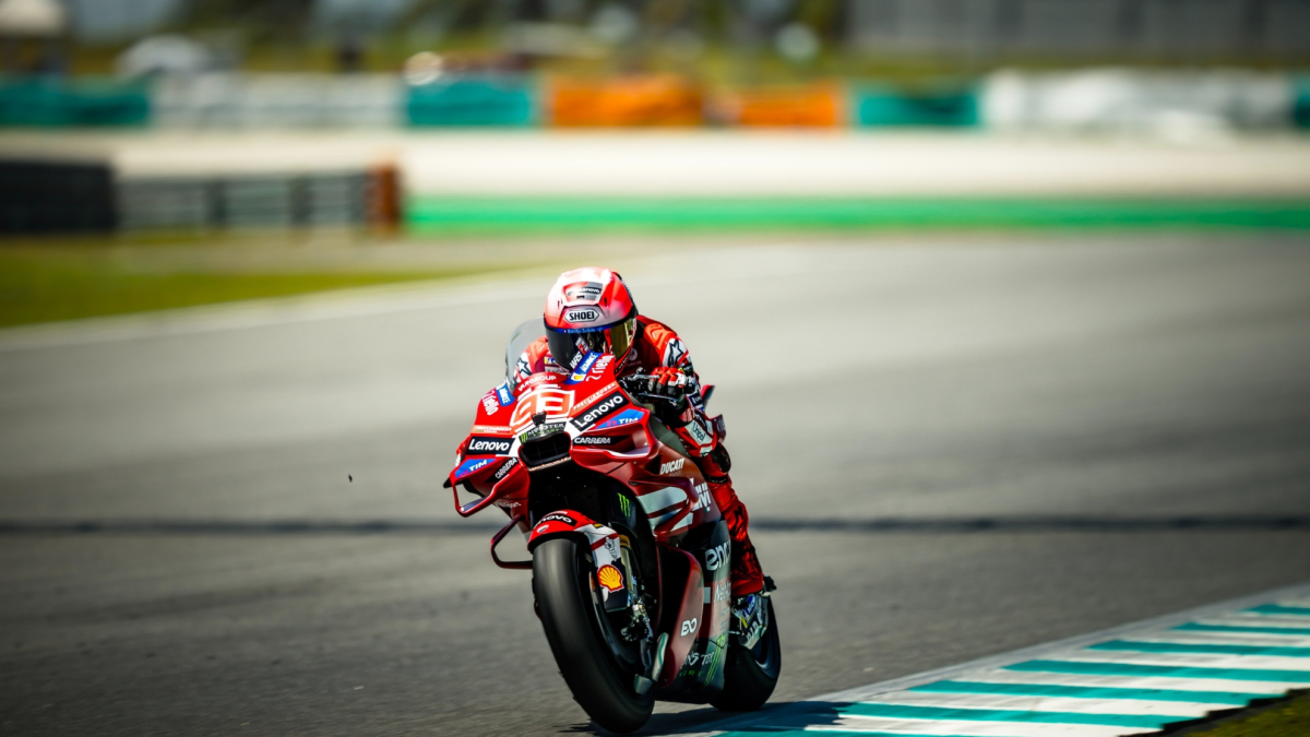 Evaluaci&oacute;n de pretemporada de MotoGP 2026 en Tailandia.